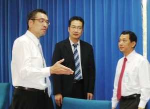 P11000321