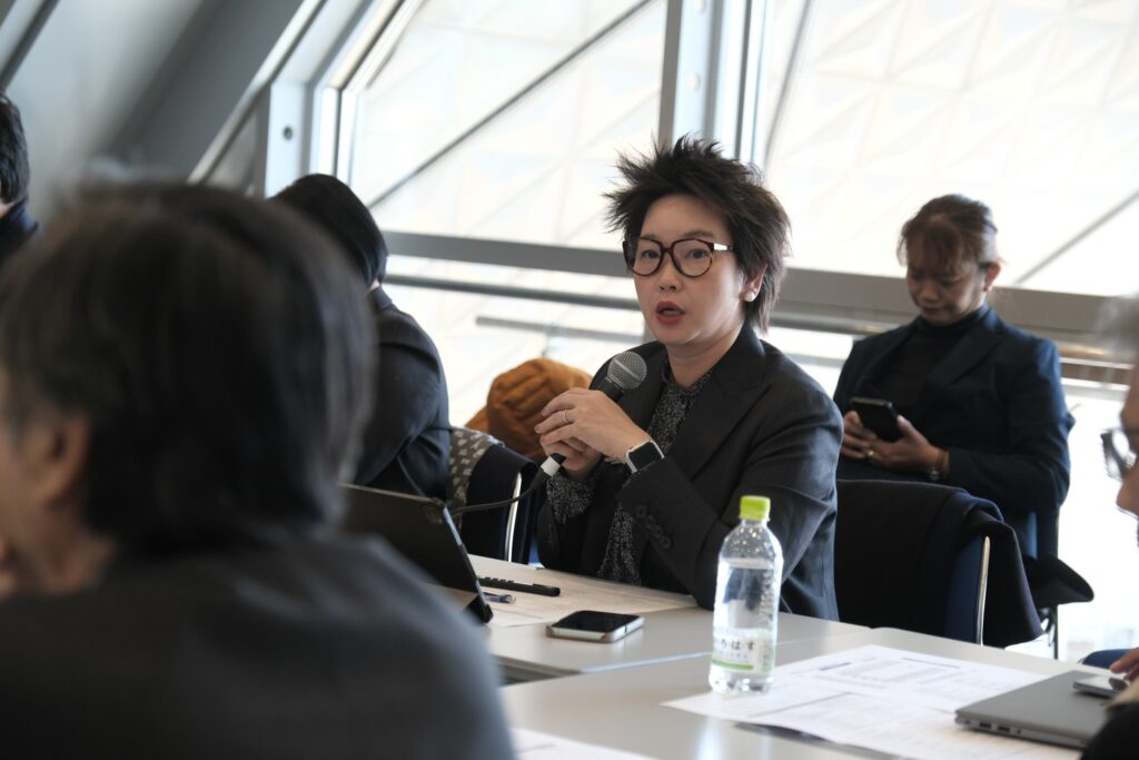 83AE7C4B-4AF5-478B-80C0-EC953414F544